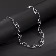 Metal Rivet Pointed Choker Necklace